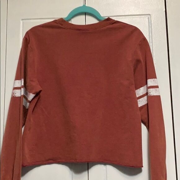Modern Lux cropped graphic sweatshirt size XS - Picture 2 of 9